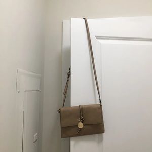 Crossbody purse